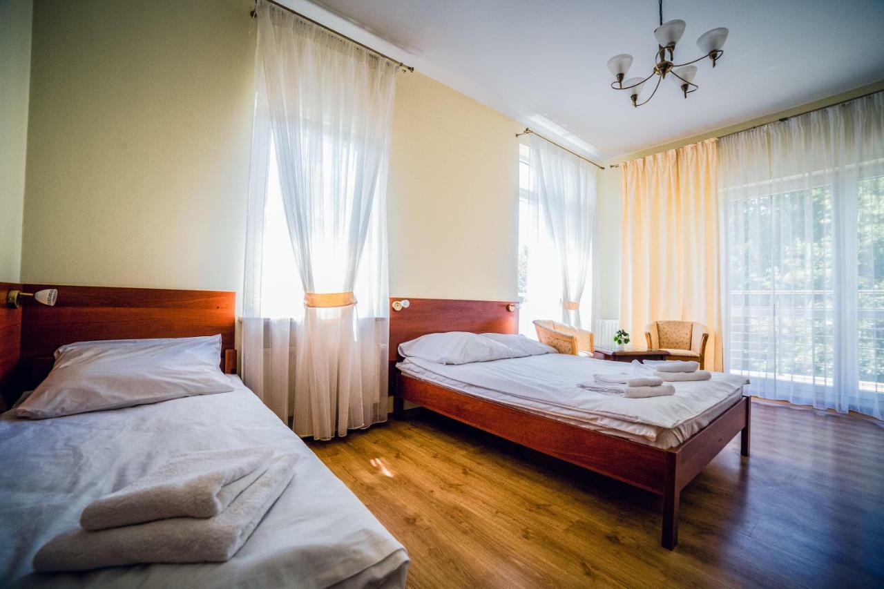 Hotel Hellada Кельце Екстер'єр фото
