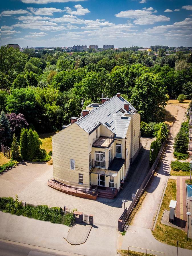 Hotel Hellada Кельце Екстер'єр фото